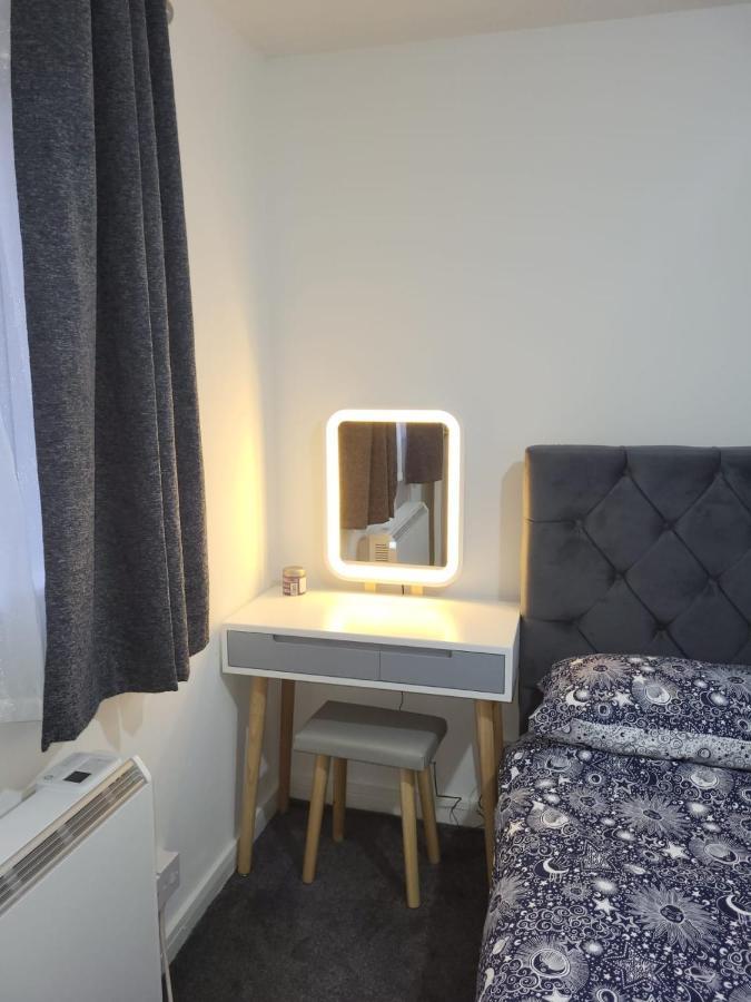 Delight Apartment, Close To Excel, London City Airport & O2! Londres Exterior foto